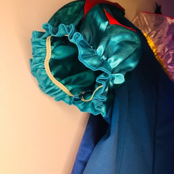 Sexy Snow White - Picture 5 of 16